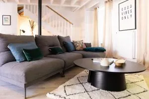 Les Maisons de l'Abreuvoir Côté Village - 布吉瓦尔