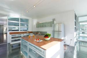 Secluded Paradise Your Exclusive Villa Retreat V82