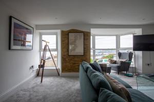 Falmouth townhouse with beautiful panoramic views