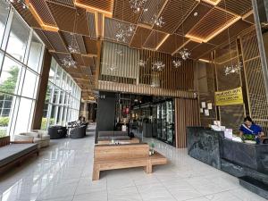 S42 Sukhumvit Wyndham Garden Ekkamai Swimming Gym