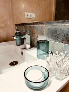 Cherry JACUZZI Apartment