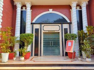 Hotel Cymbal -Sector 31 Gurgaon