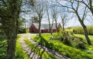 Stunning Home In Ringkøbing With Wifi