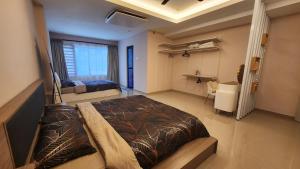 AY Homestay Midtown Falim