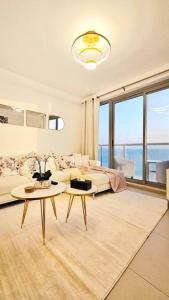 Luxury Ocean Front Apartment