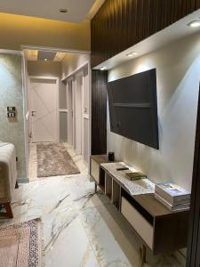 Apart with private garden in prime location