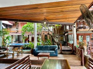 Tonys Place Ayutthaya