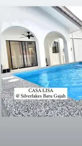 Casa Lisa private pool at Silverlakes Batu Gajah #guestmuslim - Kampong Batu Dua