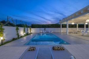 VillaTalè with private Swimming pool. Within walking distance of the beach.