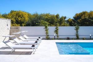 VillaTalè with private Swimming pool. Within walking distance of the beach.