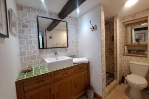 Maisons de vacances In the heart of the village - Charming & Authentic : photos des chambres