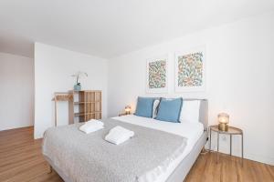 GuestReady - Relaxing moment in a vibrant city