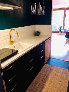 Modern LAAX apt, Swimming Pools, Wellness & Tennis