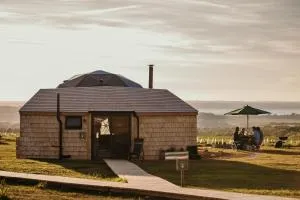 Dome Meadow 5 With Log Burning Tub At Tapnell Farm - Shalfleet