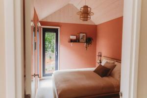 Hytte I Tiny house met zonnige bostuin