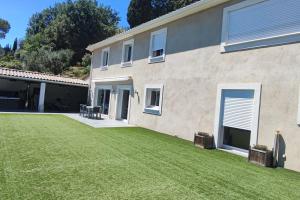 Villas Villa piscine et jacuzzi la madonnette : photos des chambres