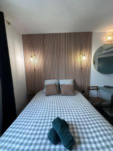 Joli Studio le clos dAix avec grande terrasse piscine et parking gratuit