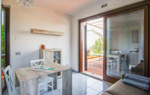 Beautiful Home In Marcelli Di Numana