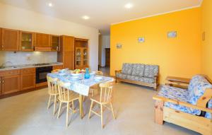 Lovely Apartment In Tuoro Sul Trasimeno