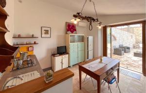 Nice Home In Petroro With Wifi