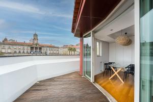 GuestReady - Blue shades with panoramic city views