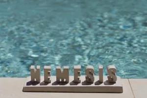 Nemesis Villas - 米尔希奥斯