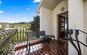 Awesome Apartment In Murter