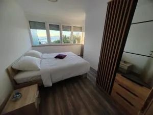 Zodiac - Sveti Filip i Jakov (Santi Filippo e Giacomo)