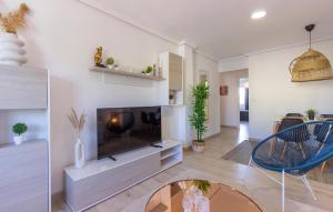 Nice Apartment In El Campello With Wifi