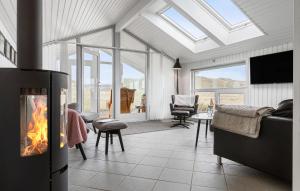 Beach Front Home In Hjørring With Sauna