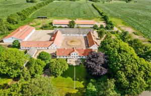 6 Bedroom Gorgeous Home In Skanderborg