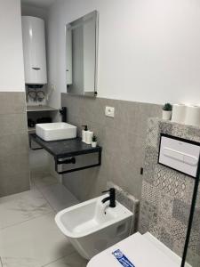 Beautiful apartment with pool and wifi