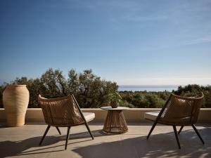 DiLa Grand Villa, a 5acres Secluded Sanctuary with Pool, By ThinkVilla