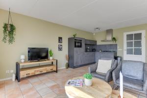 Meerzicht 59 - Ideal family appt for 6 persons