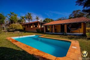 obrázek - Chácara condomínio c/piscina, sala de jogos, campo