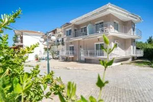 Port Oasis - Makryámmos