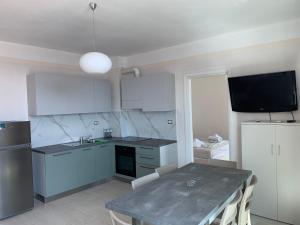 Guest - SEA BREEZE APARTMENTS