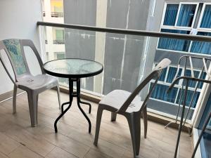 芭提雅中心地带 Centara Avenue 一房公寓6楼紧邻海滩, 酒吧街, 购物中心