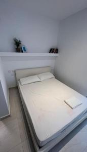 Sweet 1-bedroom penthouse in the heart of it all