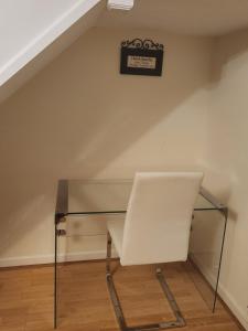 Captivating 3-Bed House in Kent