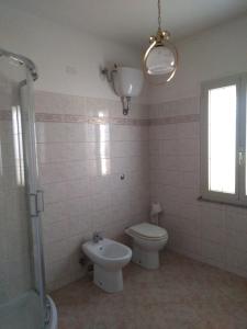 Camera Matrimoniale/Doppia con Letti Singoli con Bagno Privato