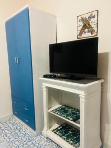 Villa by the Vulcano - 70mq plus large garden and patio