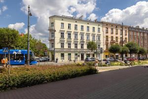 1 Bedroom Apartment with AC - Dluga 65 Street