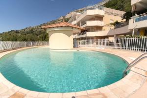 Appartements Magnifique appartement vue mer, piscine, garage : photos des chambres