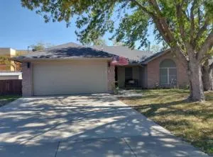 Beautiful Roanoke Home - Keller