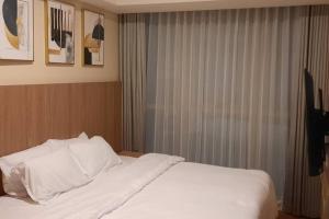sewa gold coast , 1br, wifi, twin size or 200x200, spain
