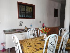 Rosanes Casa de temporada Praça Niterói