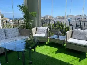 Apartamento en Marina Duquesa - 萨比尼拉城堡