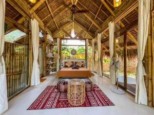 The Bamboo Houses - Tropical Gardens & Nature