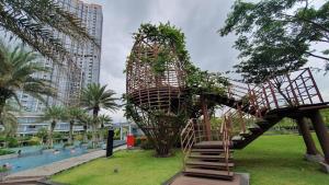 gold coast studio Netflix wifi paris room sofabed